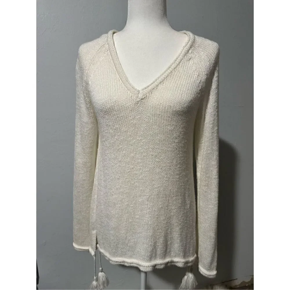 Lilly Pulitzer v neck pullover sweater